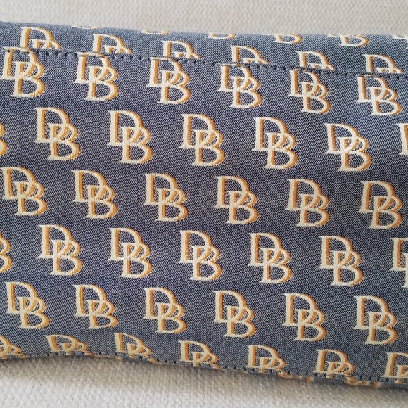 Canvas Dooney and Bourke Top Handle Bag - Picture 6 of 10